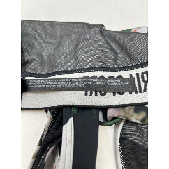 Victoria's Sport The Player Racer Back Sports Bra Size S - Picture 7 of 7